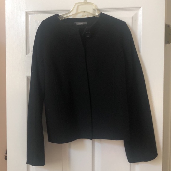 Gorgeous vintage wool Liz Claiborne suit jacket w/snaps, Mizrahi era, 75% wool. - Picture 2 of 10